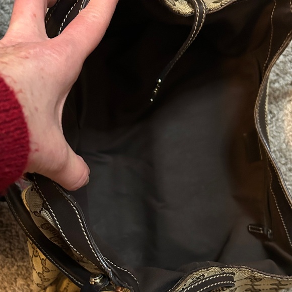 254. Gucci Abbey D-Ring Bag - Picture 12 of 14